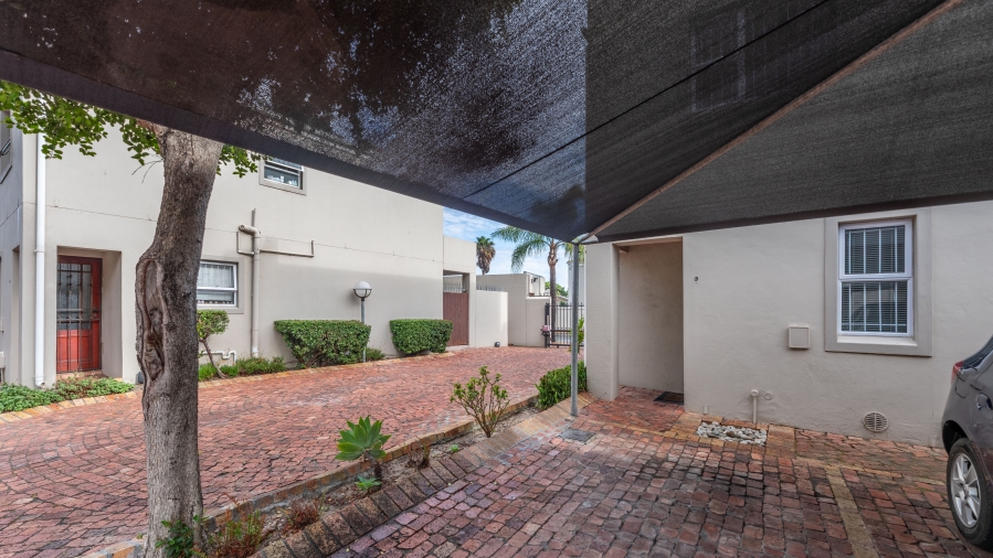 2 Bedroom Property for Sale in Parklands Western Cape